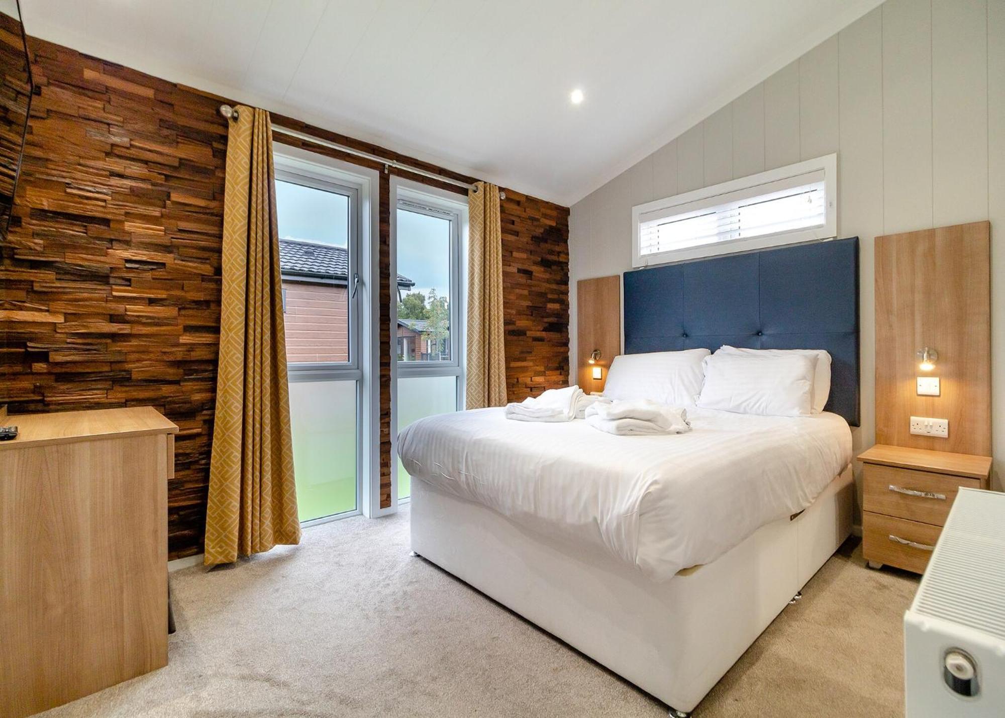 Norfolk Woods Resort And Spa Narborough  Экстерьер фото